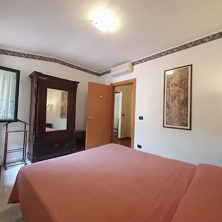 Villa Orchidea By Interhome